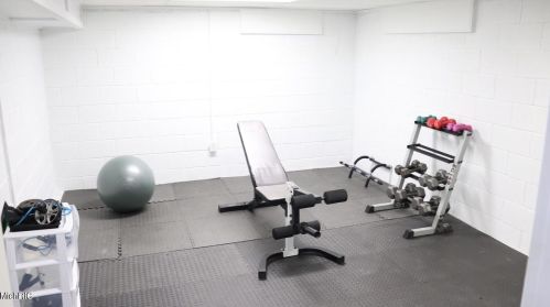 3821 Ellen St, Meskegon MI 49444-4067 exterior