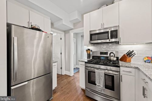 312 Raymond Ave, Alexandria VA 22301-1037 exterior