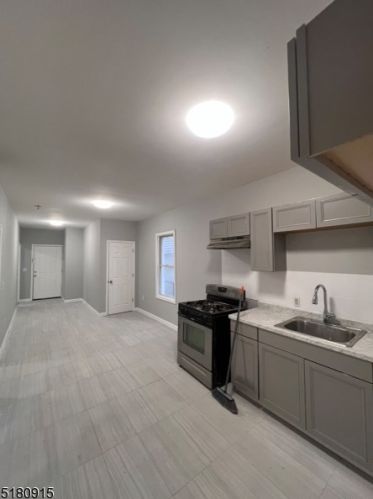 88 Mercer St, Paterson NJ  07524-2425 exterior