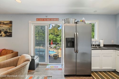 53 Arlene Dr, West Long Branch NJ 07764-1100 exterior