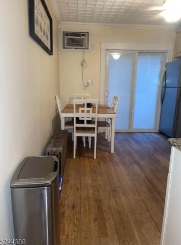 43 Barbour St, Paterson NJ 07508-1421 exterior