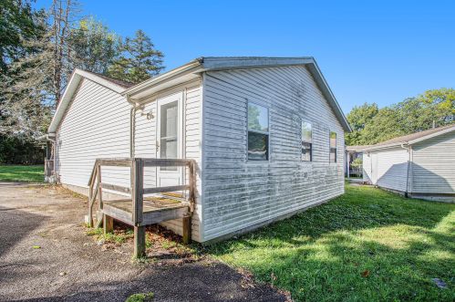 31814 Swisher St, Dowagiac MI 49047-9277 exterior