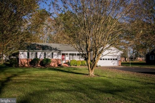 12011 Jeffrey Ln, Princess Anne, MD 21853-2127