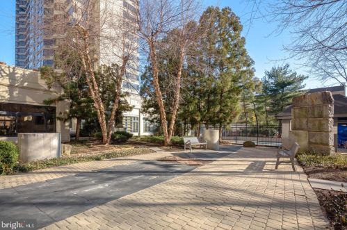 2001 Hamilton St, Philadelphia PA 19130-4298 exterior