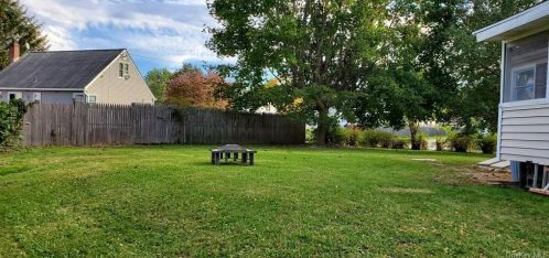 23 Marwood Dr, Poughkeepsie NY exterior