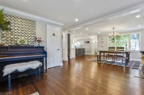 1545 Martine Ave, Scotch Plains NJ 07076-2901 exterior