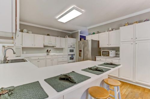 1032 Lk Dr, Gainesville GA 30506-1728 exterior