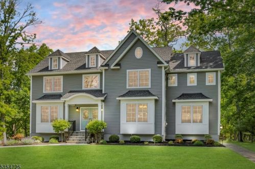 1549 Mountain Top Rd, Bridgewater, NJ 08807-1836