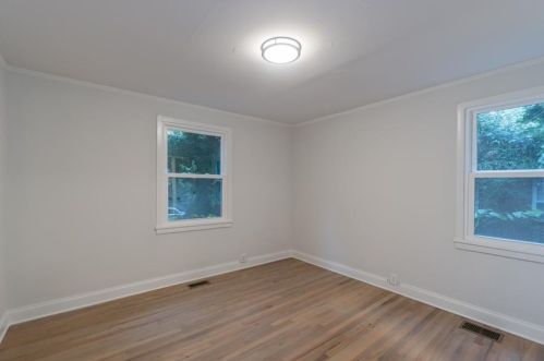 1937 Clairmont Ter, Atlanta GA  30345-2309 exterior