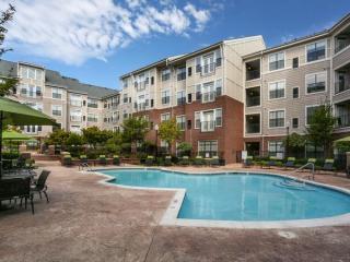 2211 Hillsborough Rd, Durham NC  27705-4154 exterior