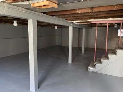 2501 12 Ave, Broadview IL 60153-1405 exterior