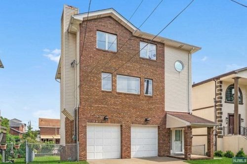 390 Adolphus Ave, Cliffside Park, NJ 07010-2736