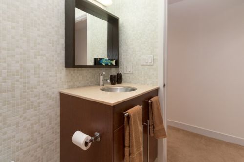 2131 Moffat St, Chicago IL 60647-4313 exterior