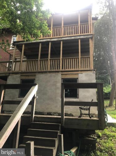 647 Convent Rd, Chester PA 19014-1123 exterior