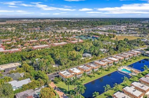 1155 Sandpiper St, Naples FL 34102-0539 exterior