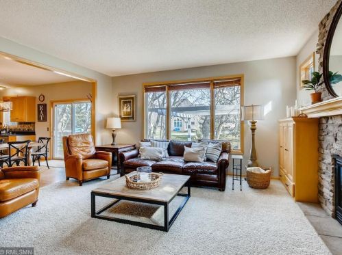 8932 Highview Ln, Saint Paul MN 55125-4921 exterior