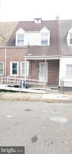 203 21 St, Chester PA 19013-4915 exterior