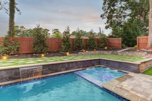 1198 Milmar Dr, Atlanta GA exterior