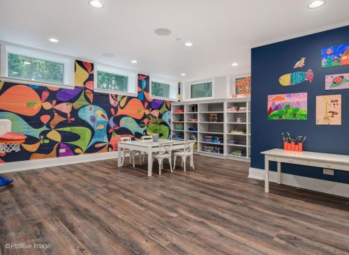 3720 Greenview Ave, Chicago IL 60613-3610 exterior