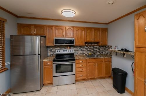 150 Madison Trl, Hopatcong NJ  07843-1519 exterior