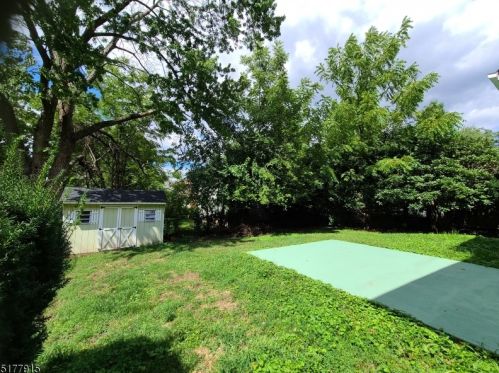 2347 Morse Ave, Scotch Plains NJ  07076-2162 exterior