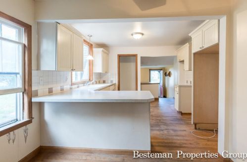 1121 Wilson Ct, Meskegon MI 49441-5150 exterior