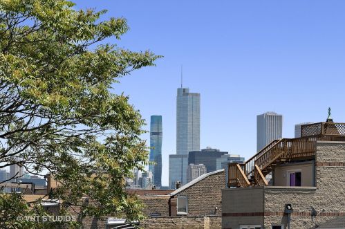 1501 Augusta Blvd, Chicago IL  60642-3949 exterior