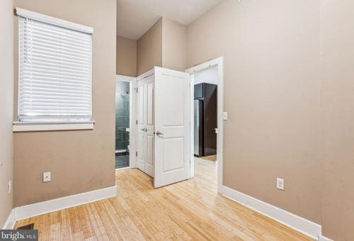 3142 Broad St, Philadelphia PA 19121-3302 exterior