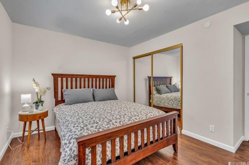 8136 Camelback Pl, Concord CA 94523-1225 exterior