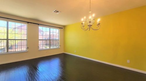 1424 Biltmore Ln, Irving TX  75063-3423 exterior