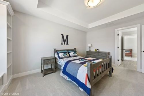 662 Parkside Ave, Elmhurst IL 60126-5029 exterior