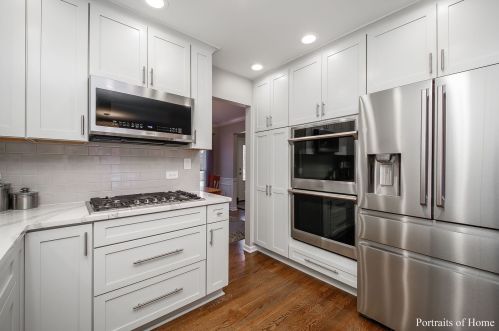 299 Cassin Rd, Naperville IL 60565-3321 exterior