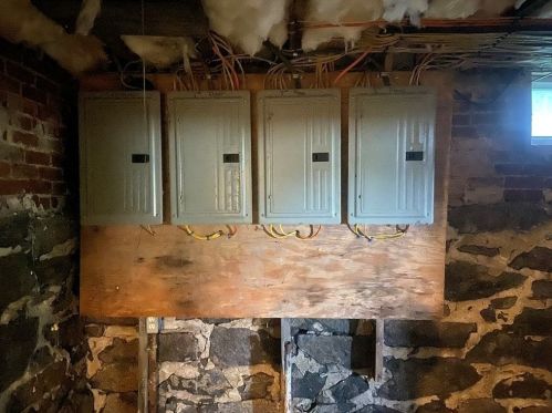 45 Fox St, Worcester MA 01604-4331 exterior