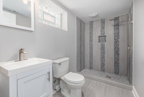 1031 92nd St, Chicago IL 60617-3839 exterior