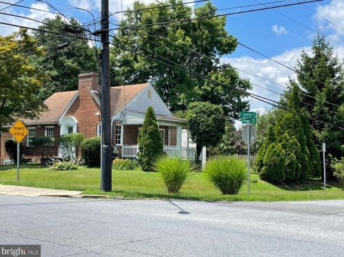 9216 Flower Ave, Silver Spring MD 20912-6641 exterior