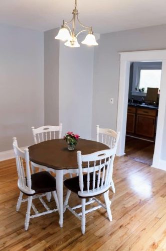 1019 Fulton St, Grand Rapids MI 49504-6117 exterior