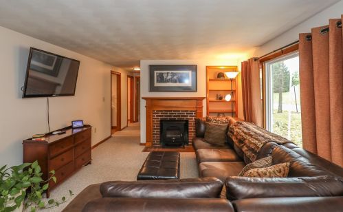 88 Penacook St, Concord, NH 03301-3149