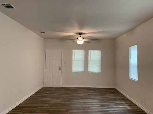 507 Scullin Ave, Denison TX  75020-4452 exterior