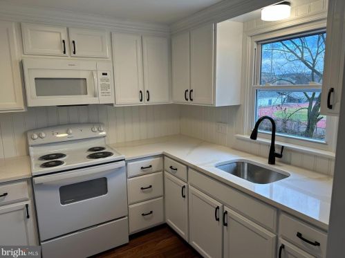 529 West St, Pottstown, PA 19464-4745