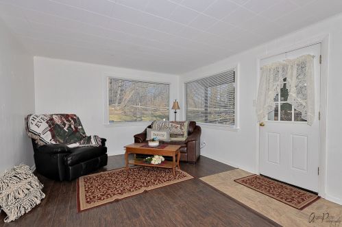 5404 Hilltop Dr, Bull Valley IL 60097-9304 exterior