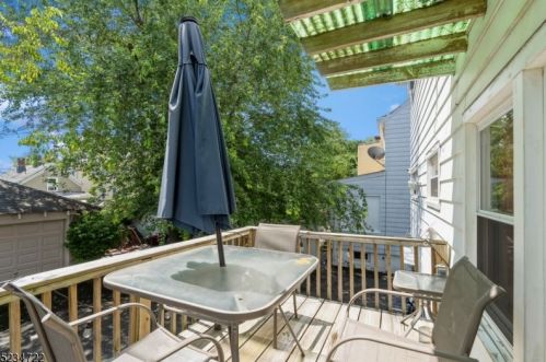 152 7th St, Paterson NJ 07506-3802 exterior