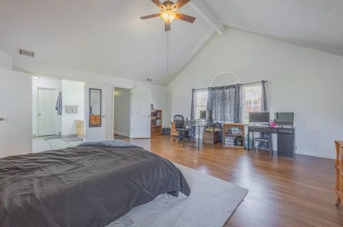 2802 Emerson Lake Dr, Lithonia GA  30078-6642 exterior