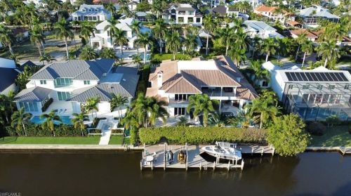 590 17th Ave, Naples, FL 34102-7407