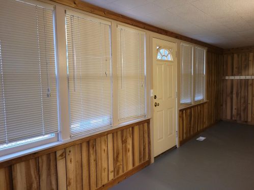 3308 Maple Grove Rd, Meskegon MI 49441-4138 exterior