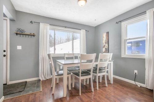 208 Cummings Ave, Grand Rapids MI 49534-5711 exterior