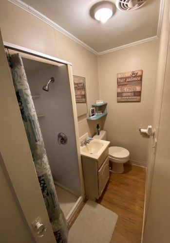 38 Chase Ave, Springfield MA 01108-1601 exterior