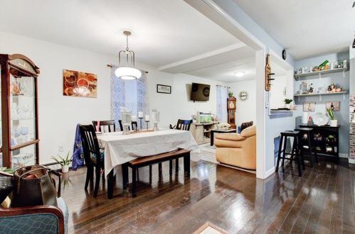 754 Valley St, Providence RI  02908-4830 exterior