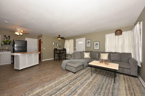 8100 Lancaster Ave, Milwaukee WI  53218-3652 exterior