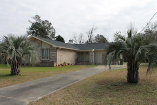 18 English St, Sumter, SC 29150-3212