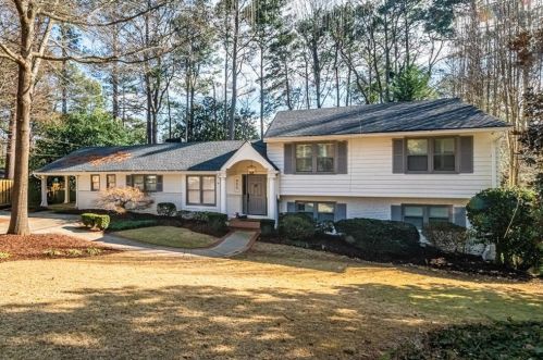 855 Loridans Cir, Atlanta GA  30342-3509 exterior
